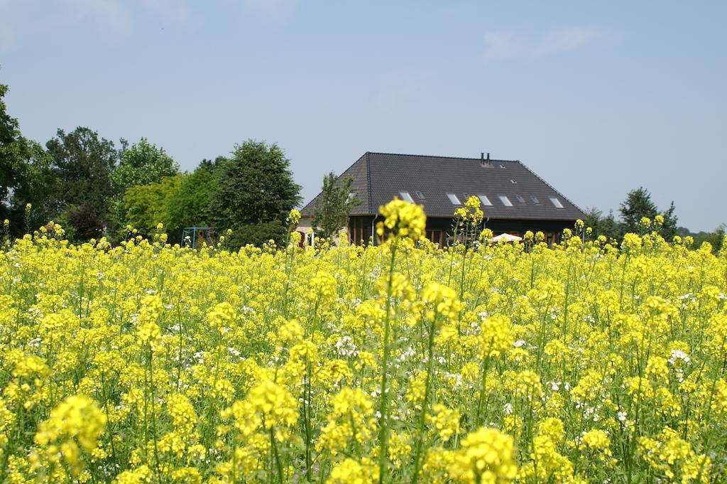 B&B De Luijenbergh Oud-Gastel Luaran gambar